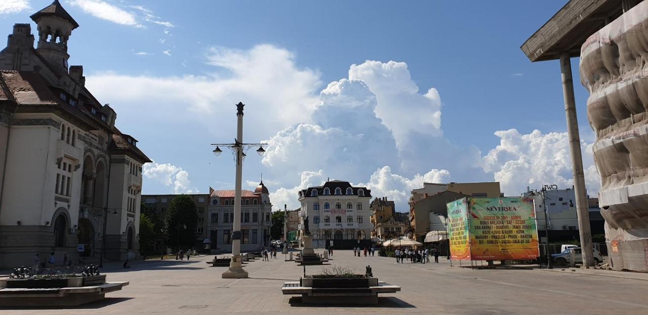 Piata Ovidiu Square Lägenhet Constanţa Exteriör bild