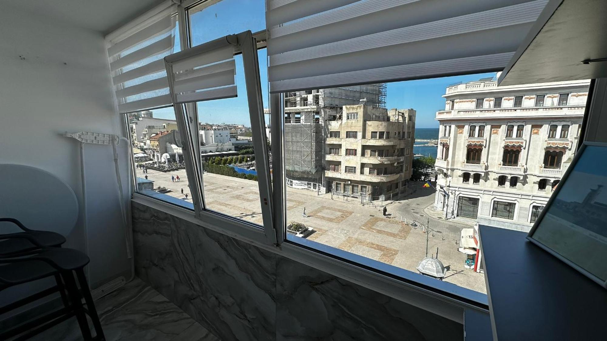 Piata Ovidiu Square Lägenhet Constanţa Exteriör bild